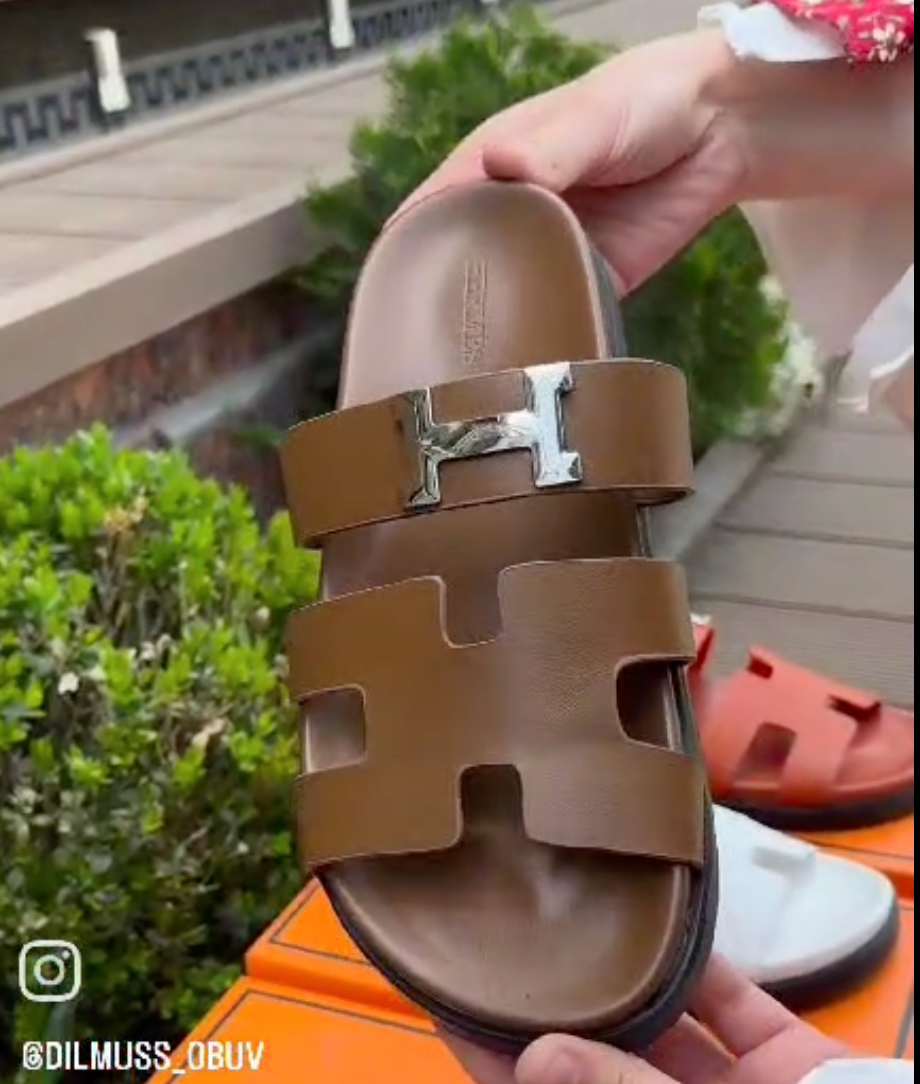 HERMÈS Sandals