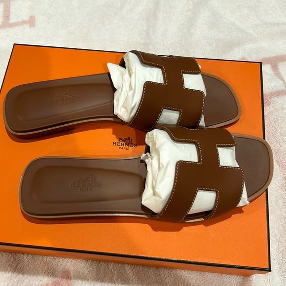 HERMÈS Oran Slippers