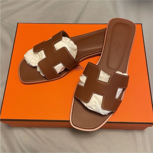 HERMÈS Oran Slippers