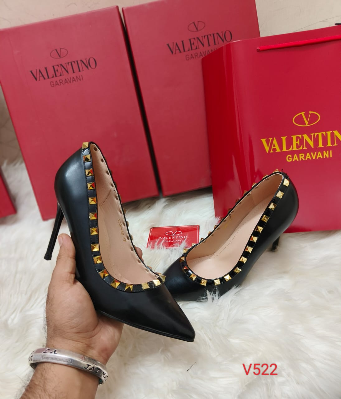 Valentino Rockstud Grainy Leather Pumps