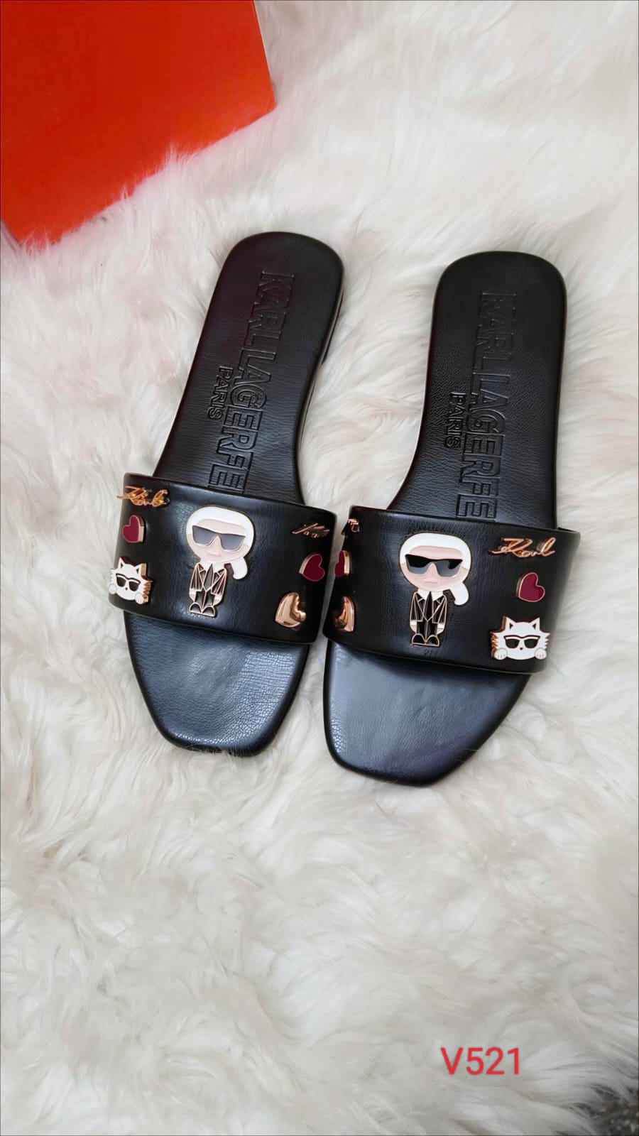KARL LAGERFELD Flats