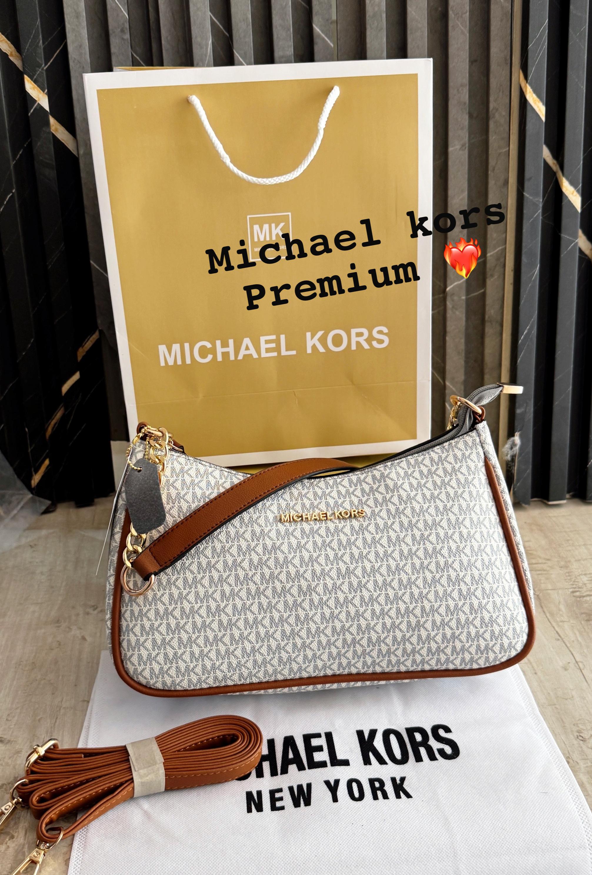 MICHAEL KORS Hanging Purse