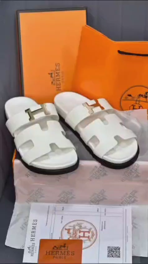 HERMÈS Sandals